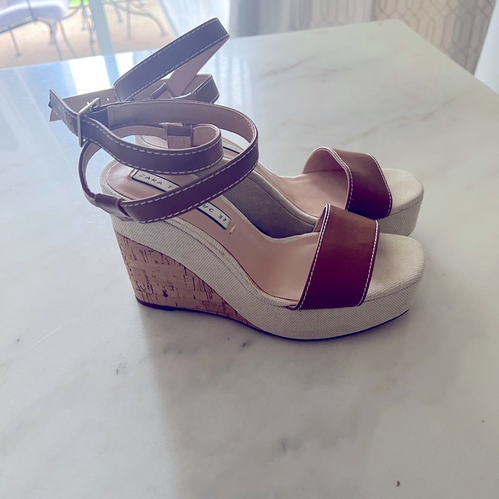 Zara wedge sandals size 7